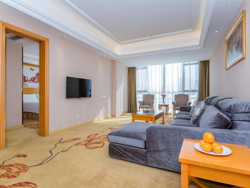 Vienna Hotel Hubei Xiangyang Tanxi Road Exterior foto